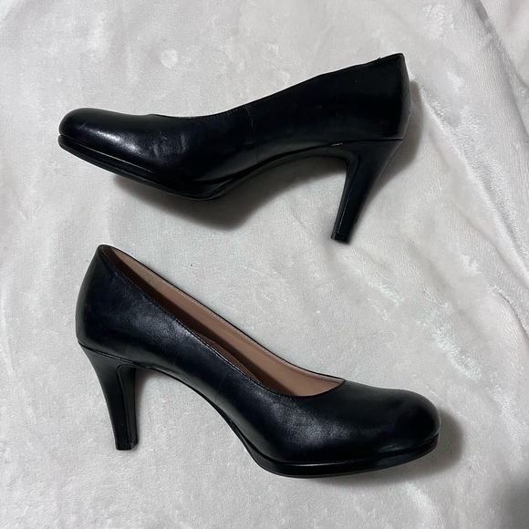Comfortable black Naturalizer office black pumps - Picture 2 of 6